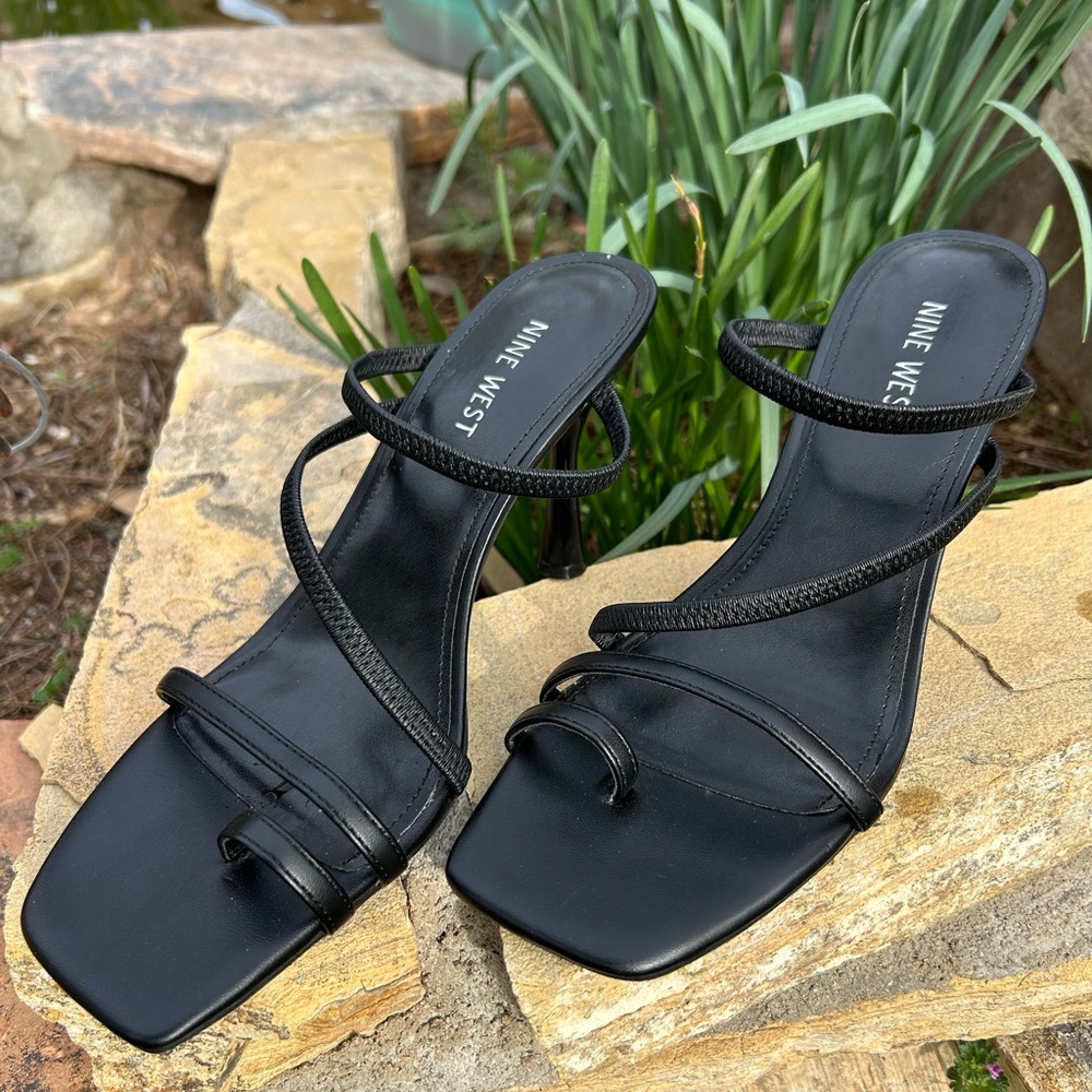 Nine West Black Strappy High Heel Sandals NWT Size 10